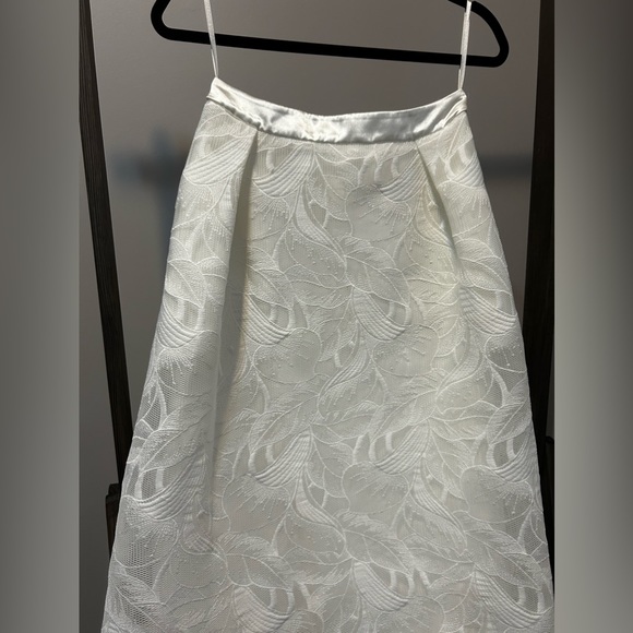 ASOS bridal collection floral tropical A line skirt size 6 - Picture 3 of 4